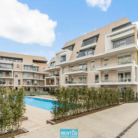 아파트 Zwem & Zen - Spacious With Outdoor Pool 니우포르트