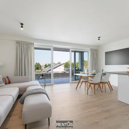 Zwem & Zen - Spacious With Outdoor Pool